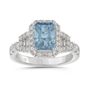 14K WHITE GOLD 2 3/4CT ROUND/BAGUETTE/RADIANT DIAMOND LADIES RING (CENTER STONE RADIANT DIAMOND 2.00CT)