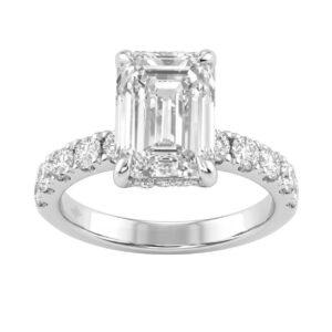 Elegant 14K White Gold Ladies Ring Featuring 5.00Ct Round And Emerald Cut Diamonds Crafted For Timeless Brilliance And Luxury.4.00Ct Emerald Center St