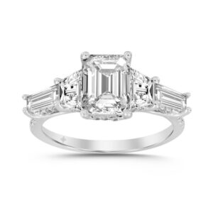 LADIES RING 3 1/2CT ROUND/EMERALD/TRAPEZOID/BAGUETTE DIAMOND 14K WHITE GOLD (CENTER STONE EMERALD DIAMOND 2CT )