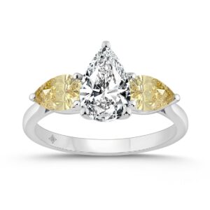 14K WHITE GOLD 2 1/4CT YELLOW PEAR DIAMOND LADIES RING (CENTER STONE PEAR DIAMOND 1 1/5CT)