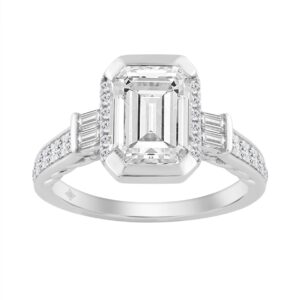 14K WHITE GOLD 3 1/2CT ROUND/EMERALD/BAGUETTE DIAMOND LADIES RING (CENTER STONE EMERALD DIAMOND 3.00CT)
